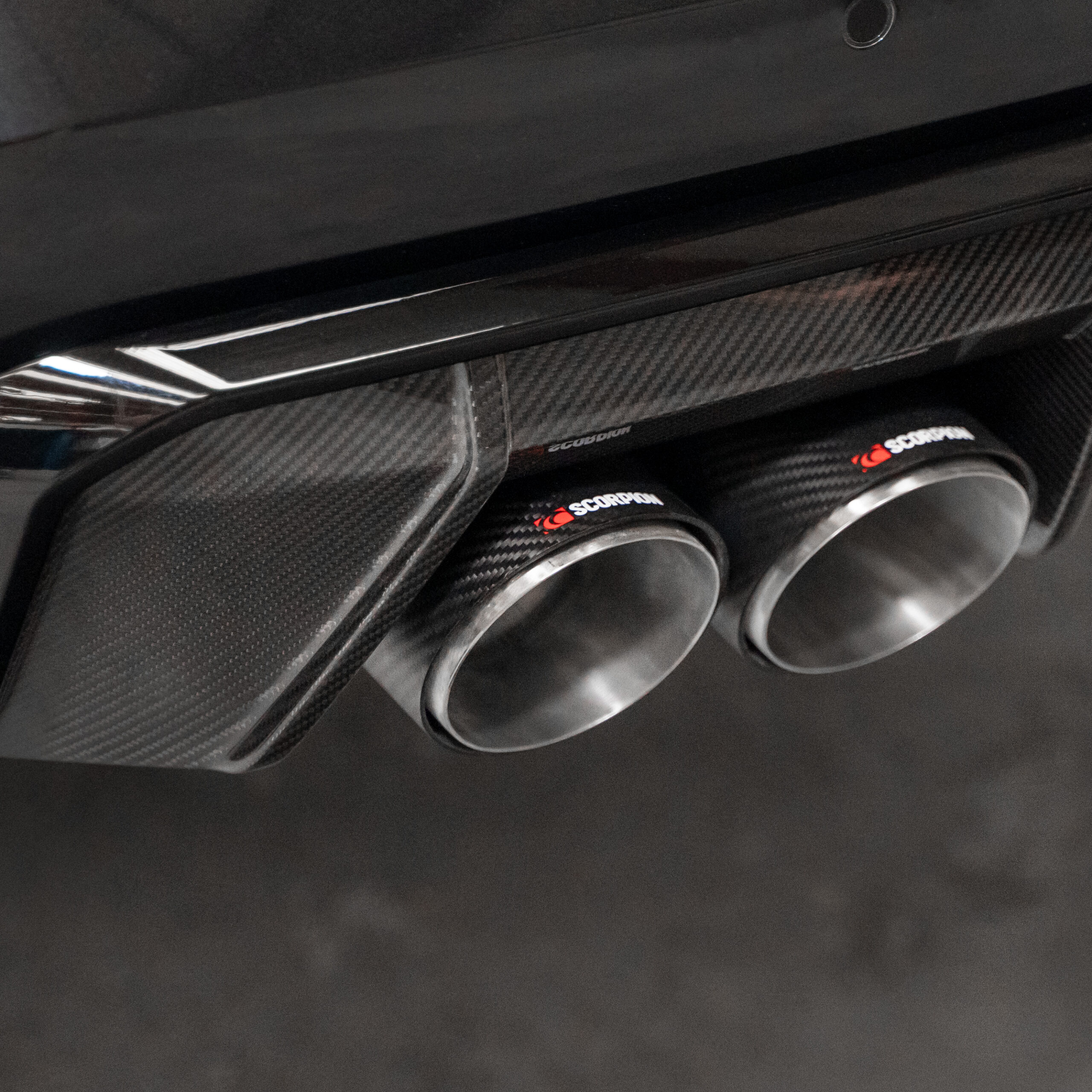 G80 Rear Carbon G80 Rear Carbon
